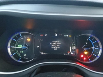 Chrysler Pacifica II 2022 Chrysler Pacifica Hybrid Touring L 2022 3.6l 3.6 Hybryda 287KM, zdjęcie 9