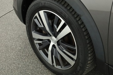 Peugeot 5008 II Crossover Facelifting 1.5 BlueHDi 130KM 2023 Peugeot 5008 1.5 BlueHDi, Salon Polska, zdjęcie 8