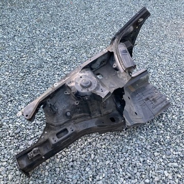 AUDI A3 8V 2012 — HB/SB ЧЕТВЕРТИНАЛЬНЫЙ ФАРТУК ПЕРЕДНЯЯ ПРАВАЯ РАМА LZ9Y