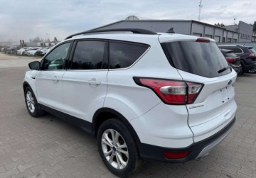 Ford Escape III 2018 Ford Escape 2018 Ford Kuga - w Polsce po oplatach i akcyzie 1.5 Benzyna
