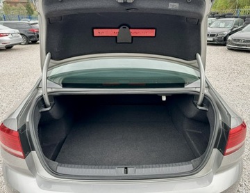 Volkswagen Passat B8 Limousine 2.0 TDI BlueMotion Technology 150KM 2017 Volkswagen Passat Salon PL,LED,Navi,PDC,Gwarancj, zdjęcie 37