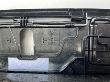 НАКЛАДКА ЗАДНЕГО РЕМНЯ RANGE ROVER VELAR