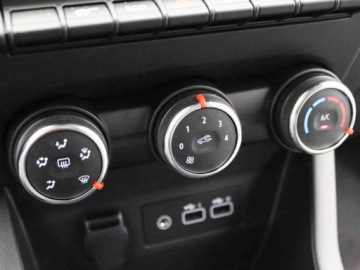 Renault Clio V Hatchback 5d Facelifting 1.0 TCe 90KM 2025 Od ręki - Evolution 1.0 TCe 90KM / kamera cofania, zdjęcie 8