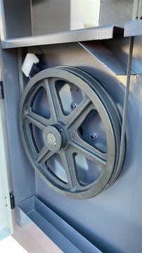 ВЕРТИКАЛЬНАЯ ЛЕНТОЧНАЯ ПИЛА ПО ДЕРЕВО МЕТАЛЛУ BANZEGA ЧУГУН VS3001 METCOR