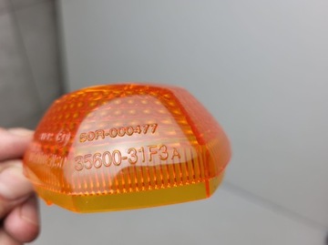 SUZUKI СИГНАЛ ПОВОРОТА ПЕРЕДНИЙ ПРАВЫЙ, ЗАДНИЙ ЛЕВЫЙ