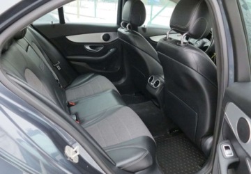 Mercedes Klasa C W205 Limuzyna 200 BlueTEC 136KM 2015 Mercedes-Benz Klasa C Mercedes-Benz Klasa C 200 (BlueTEC) d Avantgarde 1.6, zdjęcie 18