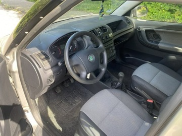 Skoda Fabia II Hatchback 1.4 i 16V 85KM 2009 Škoda Fabia Skoda Fabia Opłacony 1.4 Benzyna, zdjęcie 11