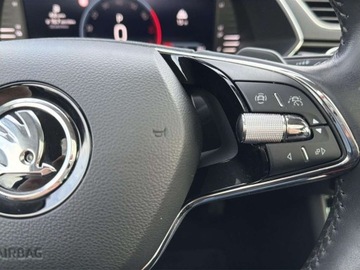 Skoda Superb III Kombi Plug-In Hybrid 1.4 TSI Plug-In-Hybrid 218KM 2022 Skoda Superb LK Matrix Hak Tempomat ACC Kessy ASO Panorama FV23, zdjęcie 17