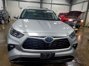 Toyota Highlander III 2022 Toyota Highlander Hybrid XLE 2022 2.5 Hybryda 243KM, zdjęcie 5