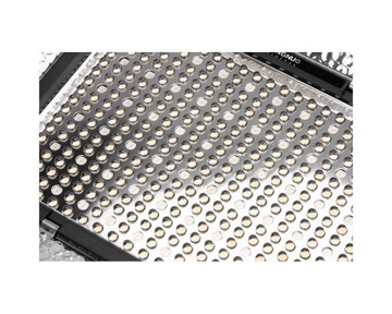 Yongnunuo YN300 IV - светодиодный RGB WB 3200-5500K