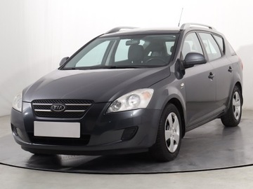 Kia Ceed I SW 1.4 109KM 2008 Kia Ceed 1.4 CVVT, Klima, Parktronic, zdjęcie 1