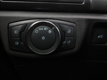 Ford Mondeo V Kombi Facelifting 2.0 Hybrid 187KM 2020 Ford Mondeo HEV automat full LED navi klima auto, zdjęcie 36