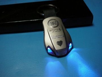 БРЕЛОК OPEL BMW SKODA PEUGEOT HYUNDAI SEAT FORD KIA AUDI DACIA VOLVO гравировка