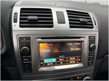 Toyota Avensis III Sedan Facelifting 2.0 D-4D 124KM 2013 Toyota Avensis sedan, zdjęcie 28