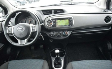Toyota Yaris III Hatchback 5d 1.33 Dual VVT-i 99KM 2011 Toyota Yaris 1.3B Navi Kamera 107 TYS KM 2 KPL KOL Sprowadzony Oplacony, zdjęcie 17