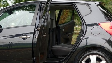 Kia Venga Mikrovan 1.6 CRDi 128KM 2014 .. Venga .. Kamera .. Panorama .. Navi .. PDC .. Klimatronik .. Serwisowany, zdjęcie 8