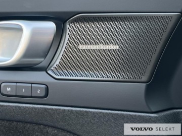 Volvo XC40 Crossover Facelifting 2.0 B4 197KM 2025 Volvo XC 40 FV23% SalonPL B4B Plus Black Edition W, zdjęcie 29