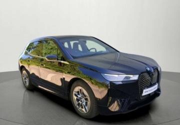 BMW iX SUV 71kWh 326KM 2023 BMW iX BMW iX xDrive40 Fv23 BMW Bonkowscy Elektryczny 326KM, zdjęcie 3