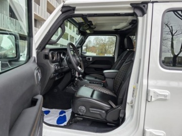 Jeep Wrangler IV Sahara Plug-In Seria 6 2.0 4xe 381KM 2023 JEEP WRANGLER Sahara High Altitude, 2.0l 4xe Plug-in-Hybrid 381KM 17,652km, zdjęcie 3