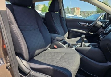 Nissan Qashqai II Crossover 1.2 DIG-T 115KM 2017 Nissan Qashqai 1,2 DIG-T 115KM - Acenta, salon PL, gwarancja 1.2 Benzyna, zdjęcie 7