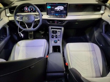 Volkswagen Tiguan III 2025 Volkswagen Tiguan Se R-Line Black 2025 2.0 Benzyna 184KM, zdjęcie 8