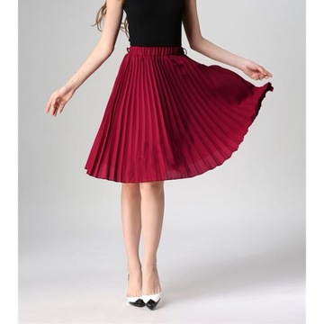 КРАСИВАЯ ПЛИССИРОВАННАЯ ЮБКА МИДИ В ЦВЕТАХ