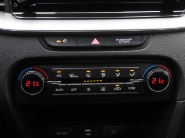 Kia Ceed III Hatchback 1.5 T-GDI 160KM 2021 Kia Ceed 1.5 T-GDI, Salon Polska, Serwis ASO, zdjęcie 12