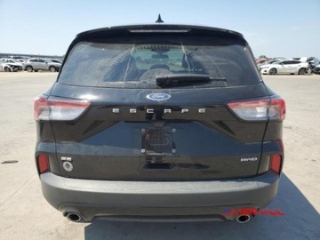 Ford Kuga III 2022 Ford Kuga 2022 r., 1,5L SE 4X4 1.5 Benzyna 181KM, zdjęcie 3