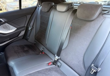BMW Seria 1 F70 2024 BMW Seria 1 I wlasciciel M Sport Gwarancja Bezwypadkowy FVAT23, zdjęcie 28