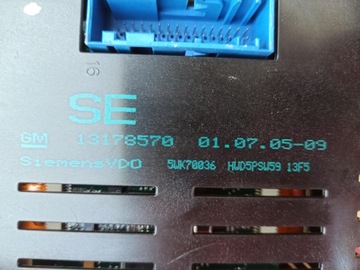 DISPLEJ AUTORÁDIO OPEL ASTRA H III 13178570
