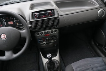 Fiat Punto II Hatchback 1.2 i 60KM 2010 Fiat Punto 1.2 60 , Salon Polska, 1. Właściciel, zdjęcie 7