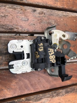 AUDI A6 C6 AVANT\KOMBI A3 8P ЗАМОК ЗАДНЕЙ ДВЕРИ SPORTBACK