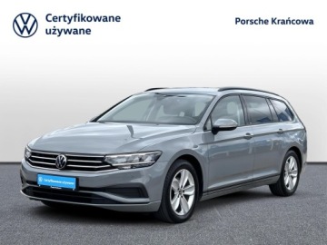 Volkswagen Passat B8 Variant Facelifting 2.0 TDI SCR 150KM 2022 Volkswagen Passat Variant APP | LED | Kamera Cofan