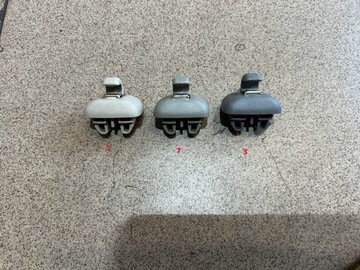 UCHWYT MOCOWANIE DASZKA OSŁONY PRZECIWSŁONECZNEJ AUDI A6 C5