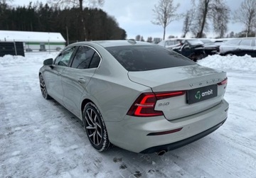 Volvo S60 III Sedan 2.0 T4 190KM 2020 Volvo S60 2.0B 190KM 2020r. Salon Polska F-Vat 23 2.0 Benzyna 190KM, zdjęcie 6