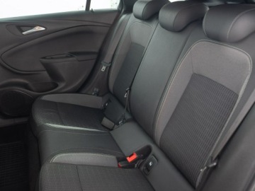 Opel Astra K Sportstourer Facelifting 1.4 Turbo 145KM 2022 Opel Astra GD8A668#1.4 T Elegance Podgrz.f I kier, zdjęcie 28
