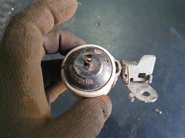 СТАРЫЙ ВЕЛОСИПЕД PRL ДИНАМО ROMET ВЕЛОСИПЕДНЫЙ ГЕНЕРАТОР