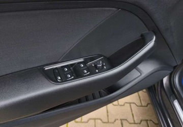 Audi A3 8P Cabriolet 1.6 TDI 105KM 2013 Audi A3 Sportback Audi A3 Sportback 1.6 TDI Ambiente 1.6 Diesel 105KM, zdjęcie 9