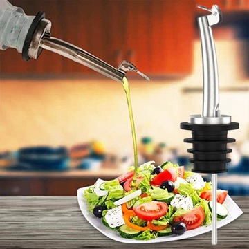 4 графина из нержавеющей стали с крышками, миксерами и пробками для вина.