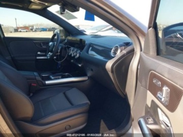 Mercedes GLA II 2022 Mercedes-Benz GLA amg 45, 2022r., 4x4, 2.0L 2.0 Benzyna 382KM, zdjęcie 8