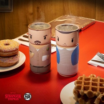 Duży Stylowy Kubek CosCup Stranger Things Eleven 400ml