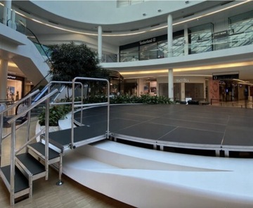 Alustage Сцена для школы, зала или холла, высота ножек 60-100 см.