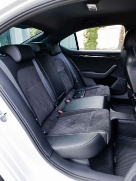 Skoda Superb III Liftback 2.0 TDI 150KM 2017 Skoda Superb Idealny stan, Sportline, 2.0 TDI, 150KM, DSG, Canton, salon pl, zdjęcie 3
