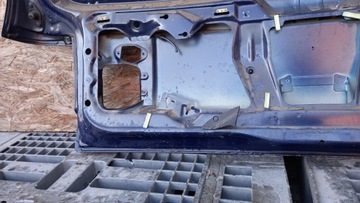 ZADNÍ VÍKO KUFRU VW PASSAT B4 93-97R KOMBI