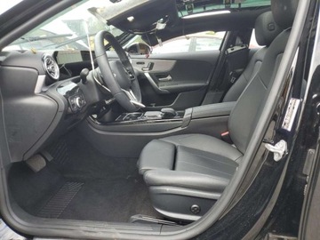 Mercedes Klasa A W177/V177 2021 Mercedes-Benz Klasa A 220 4Matic 2021 2.0l 2.0 Benzyna 188KM, zdjęcie 8