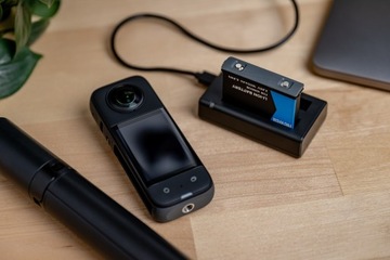 Аккумуляторная батарея Newell для камеры Insta360 X3