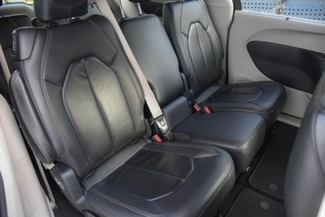 Chrysler Pacifica II 3.6 V6 291KM 2017 Chrysler Pacifica CHRYSLER PACIFICA 3.6 291KM 8-OSOB LED DVD Martwe-Pole K, zdjęcie 28