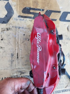 4-ПОРШНЕВЫЕ ПЕРЕДНИЕ СУППОРТЫ ALFA BREMBO