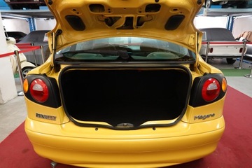 Renault Megane I Coupe 1.6 i 90KM 1997 Renault Mégane Coupe, 2 właściciel od nowości, Pełen serwis, Bez korozji, zdjęcie 13