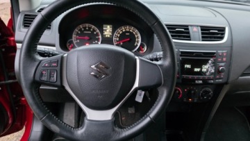 Suzuki Swift V 2011 SUZUKI SWIFT 1.2 i CLUB NAPĘD 4x4 94KM KLIMA!USZKODZONY TYŁ FAKTURA MARŻA!, zdjęcie 34